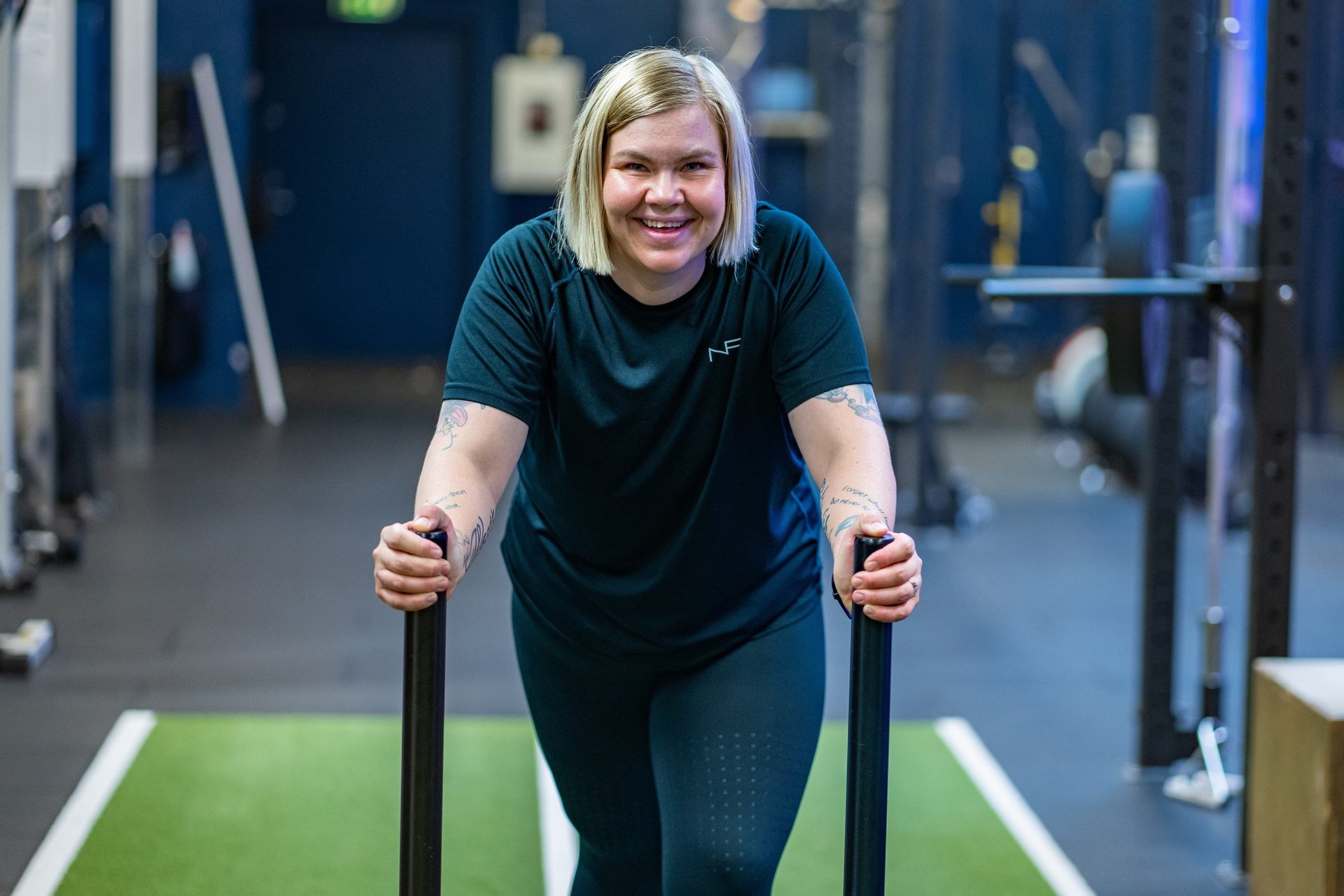 Joint, Smile, Microphone, Leisure