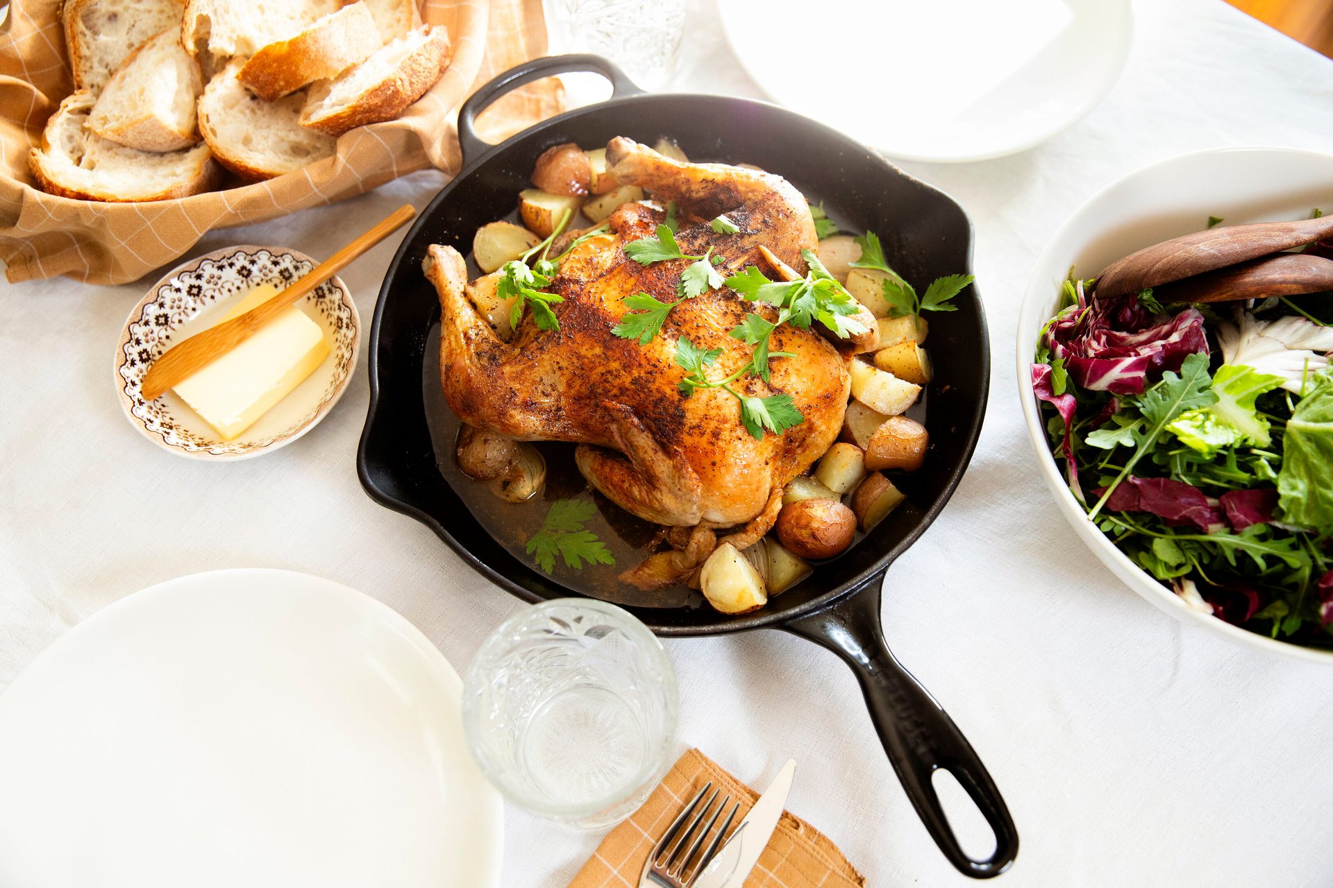 Drunken chicken, Turkey meat, Roast goose, Food, Tableware, Ingredient, Recipe, Plate, Cuisine, Hendl