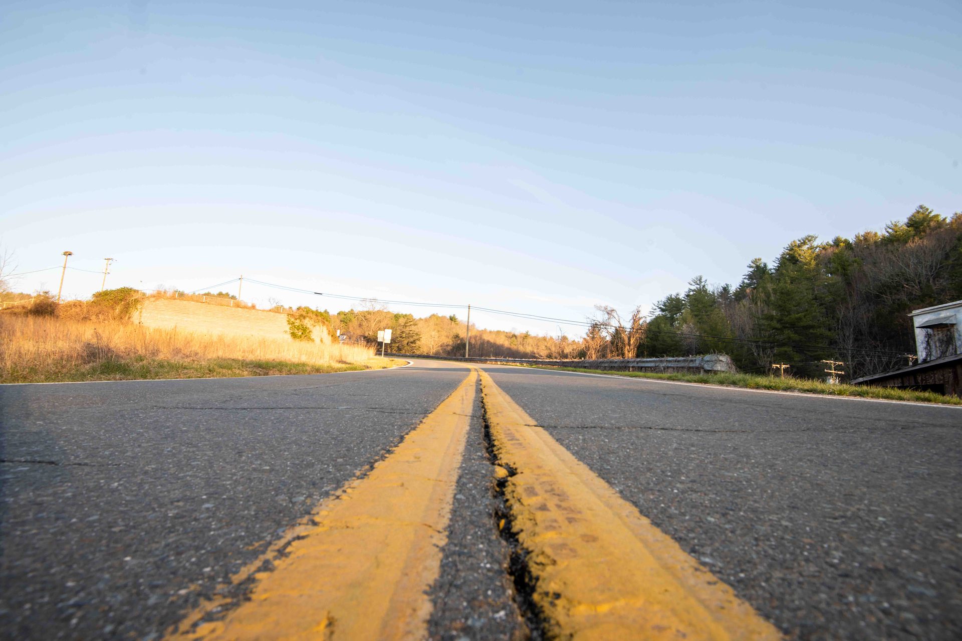 Road surface, Yellow, Asphalt, Horizon, Thoroughfare, Highway, Morning, Sunlight, Lane