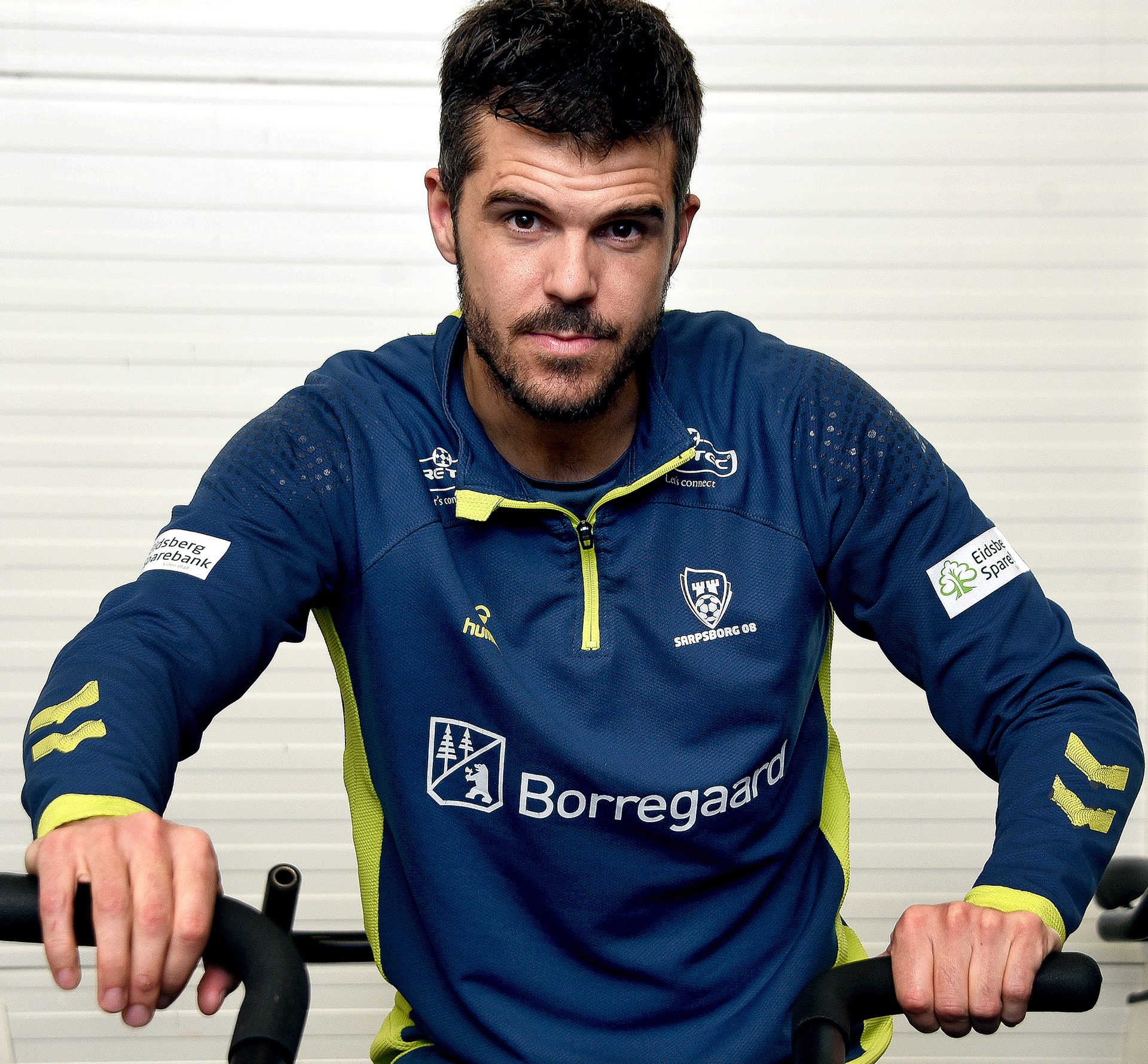 Bicycles--Equipment and supplies, Sports uniform, Human body, Bicycle clothing, Cycling shorts, Outerwear, Jersey, Sleeve