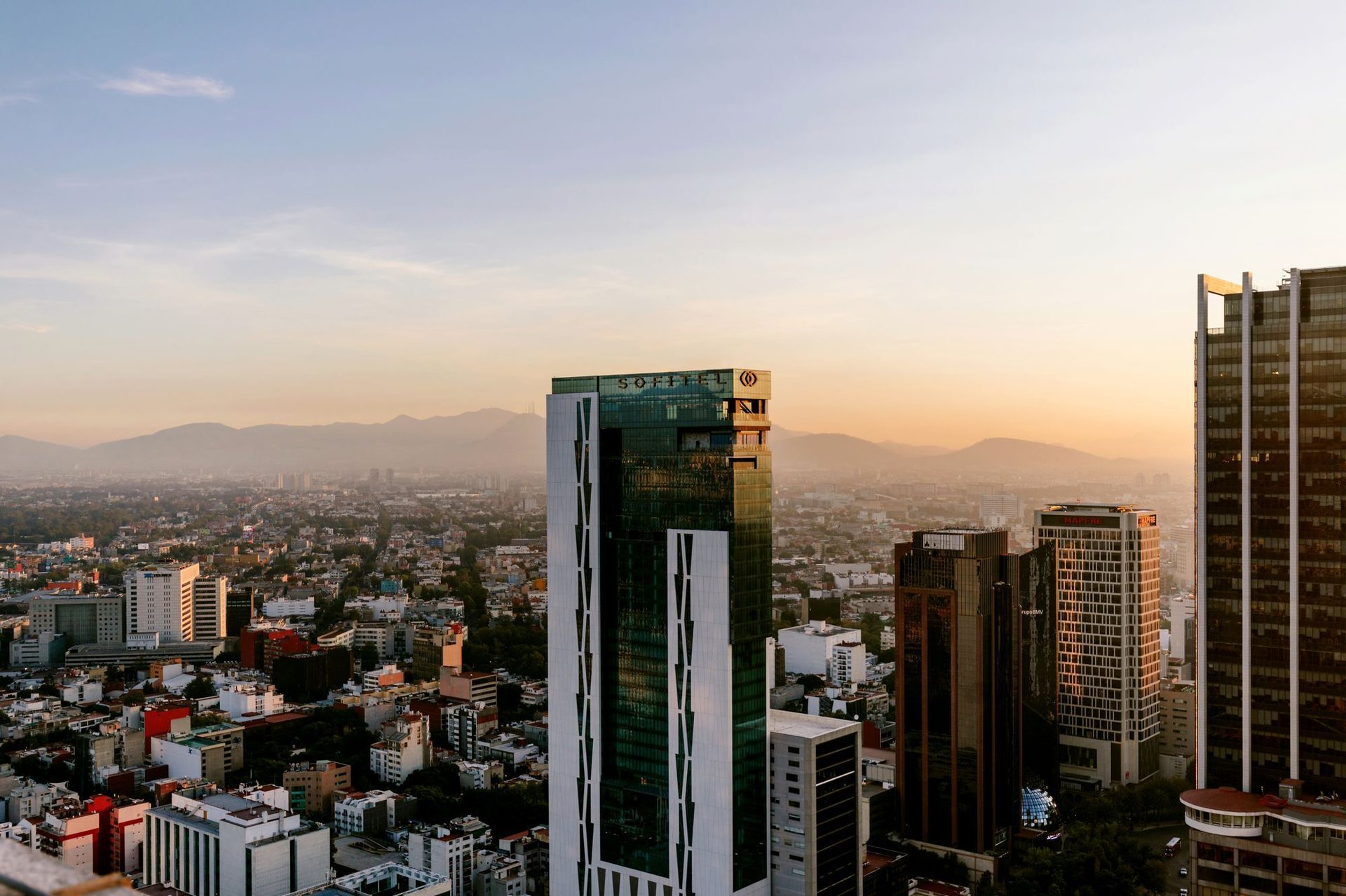 Urban design, Tower block, Sky, Building, Skyscraper, Cloud, Daytime, World, Dusk, Condominium