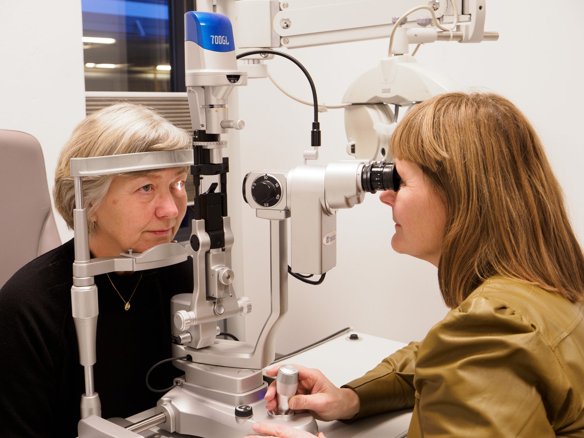 Scientific instrument, Safety glove, Health care, Optician, Microscope, Optometry, Laboratory, Researcher, Scientist, Research