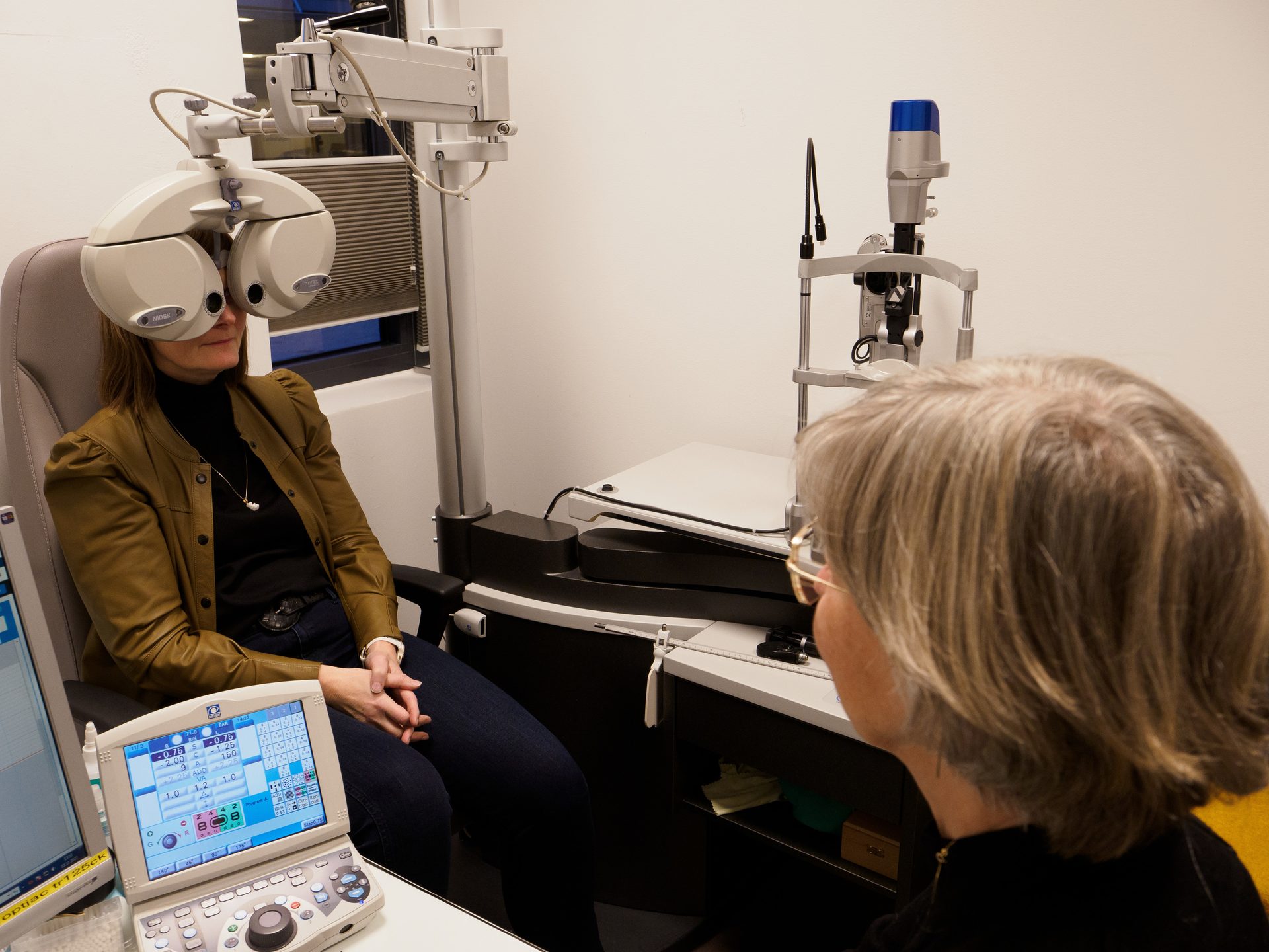 Medical equipment, Health care, Eyewear, Table