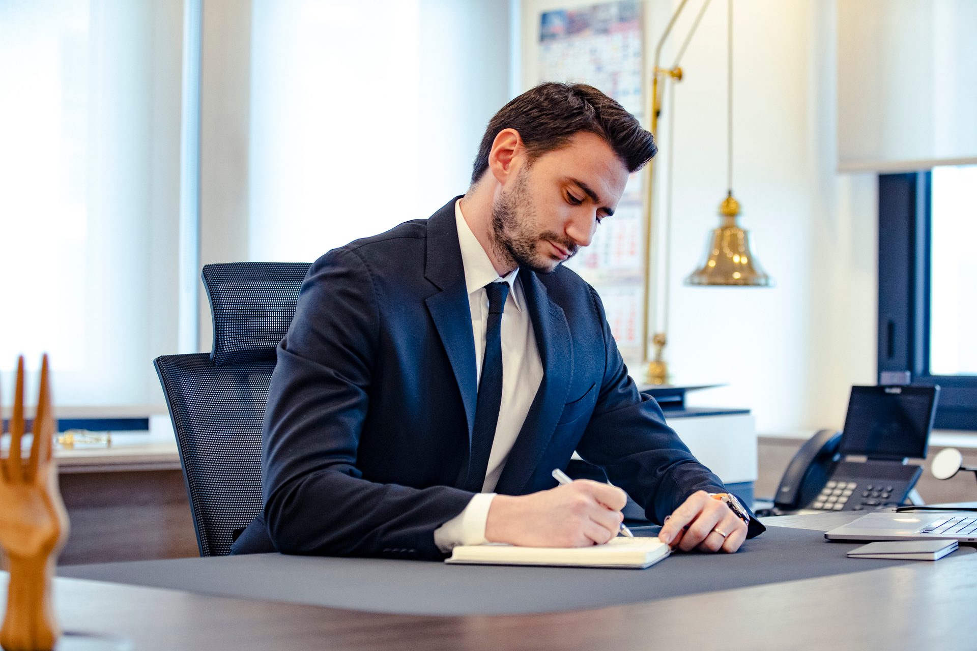 Dress shirt, Table, Furniture, Tie