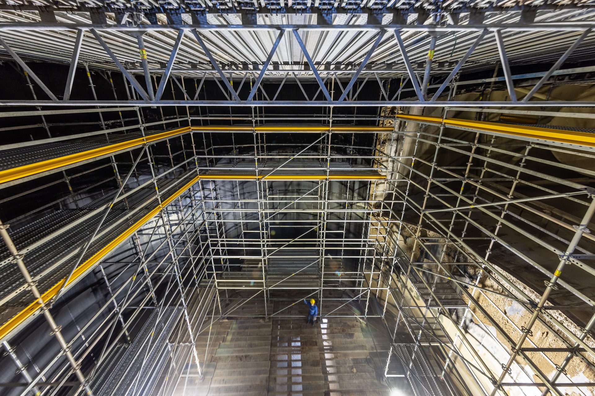 Composite material, Fixture, Building