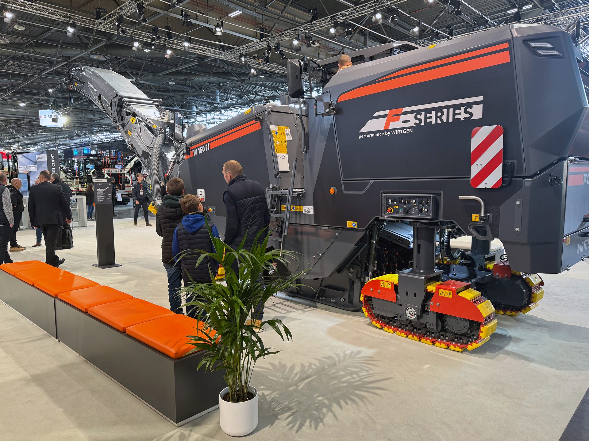 Mode of transport, Automotive tire, Motor vehicle, Plant, Wheel, Flowerpot