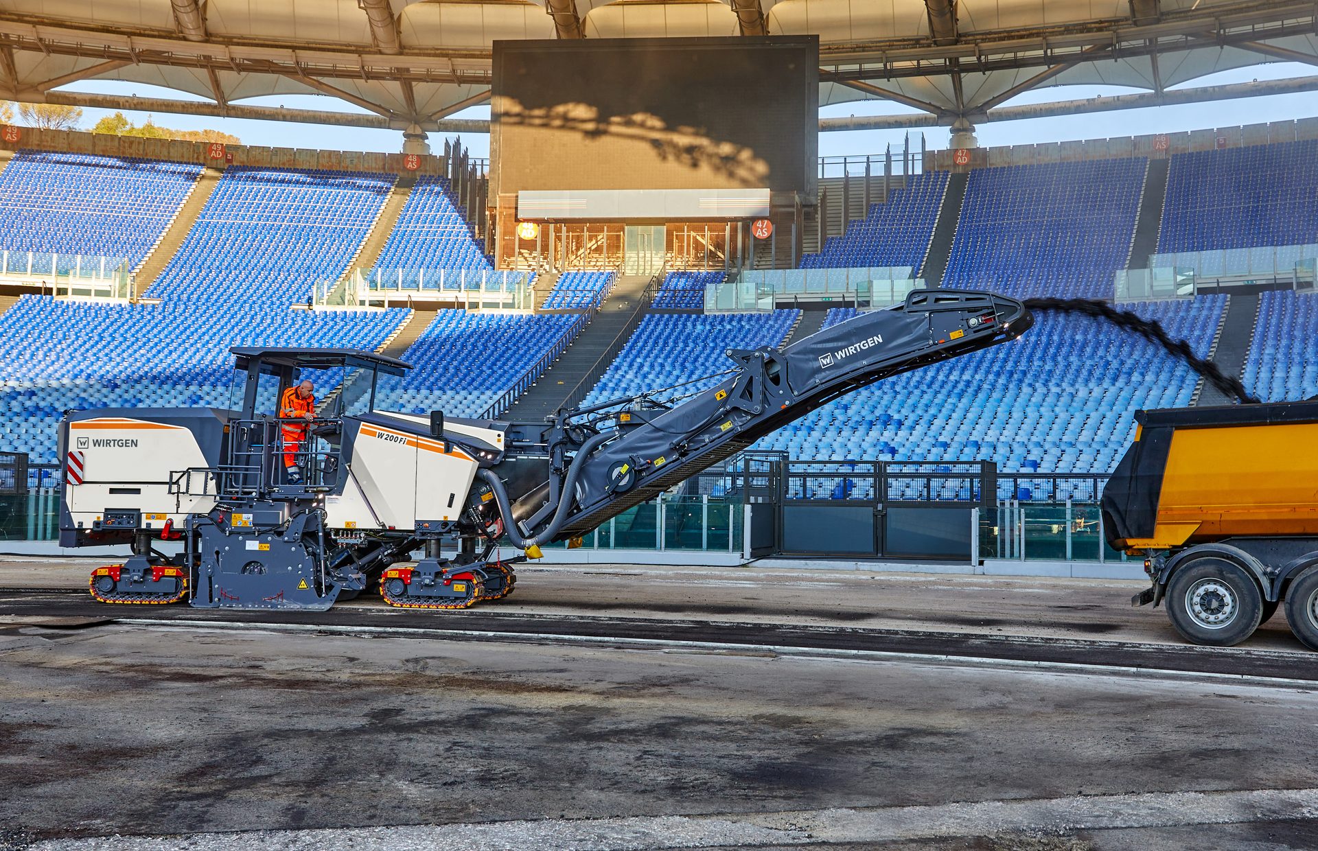 Wheel, Tire, Asphalt, Vehicle, Aviation, Aircraft