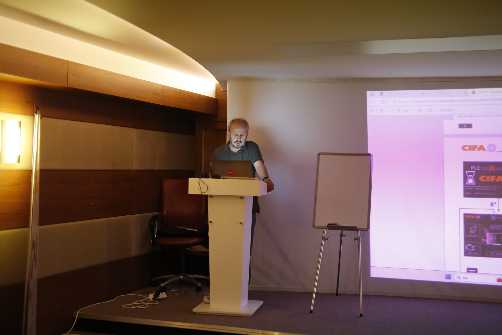 Podium, Lectern, Building