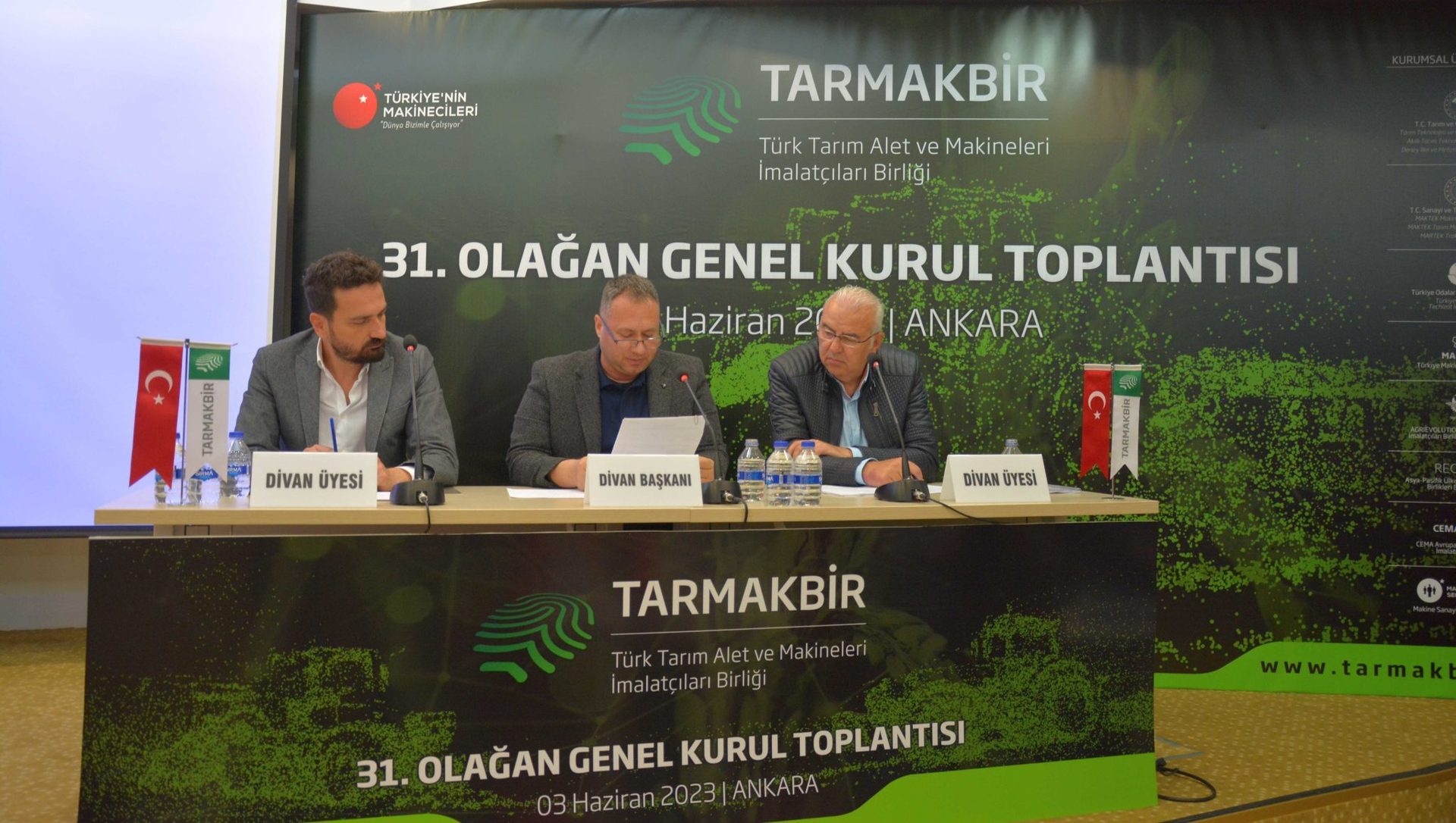 Plant, Product, Table, Coat, Organism