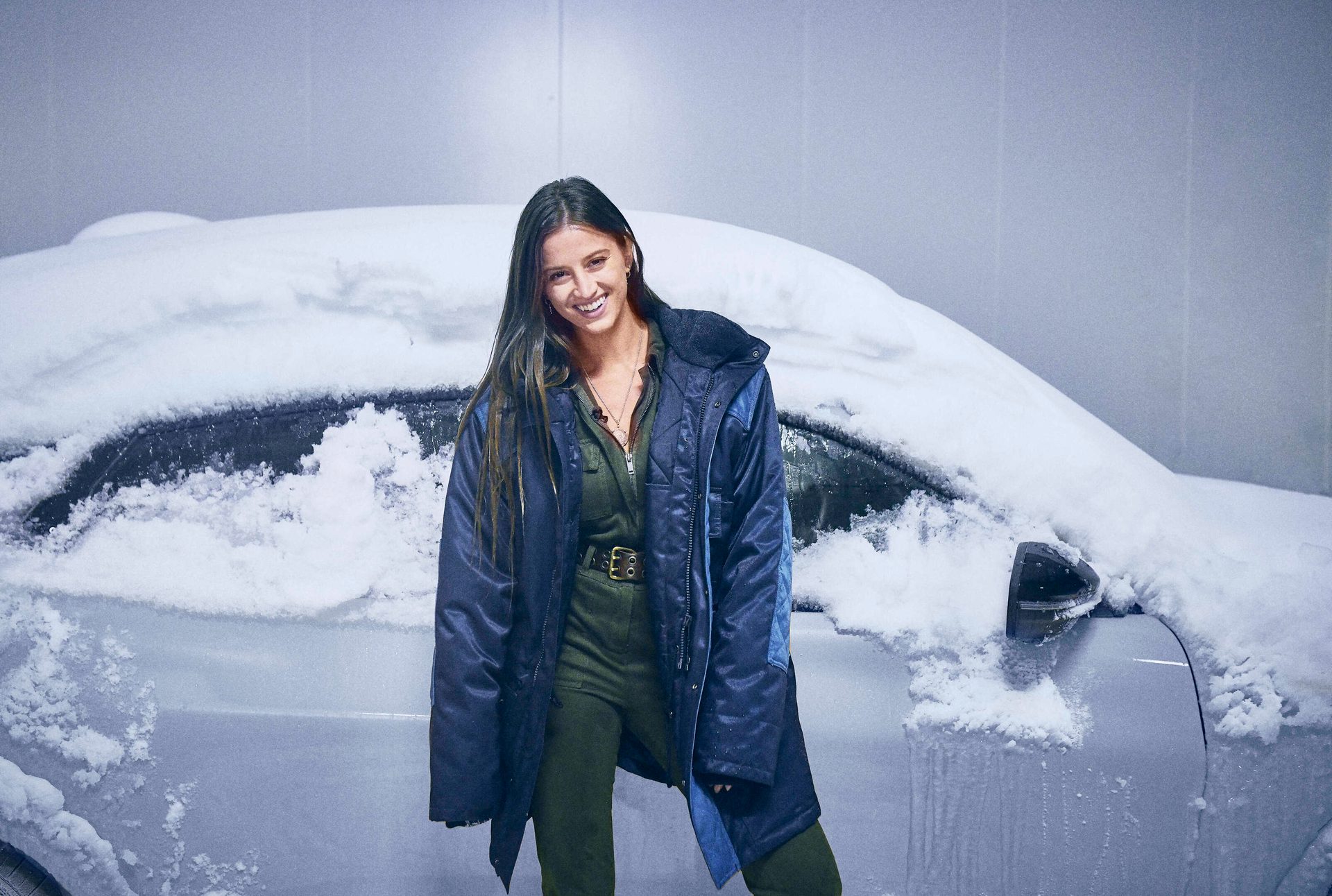 Flash photography, Black hair, Smile, Snow, Parka, Sky, Happy, Freezing, Jacket