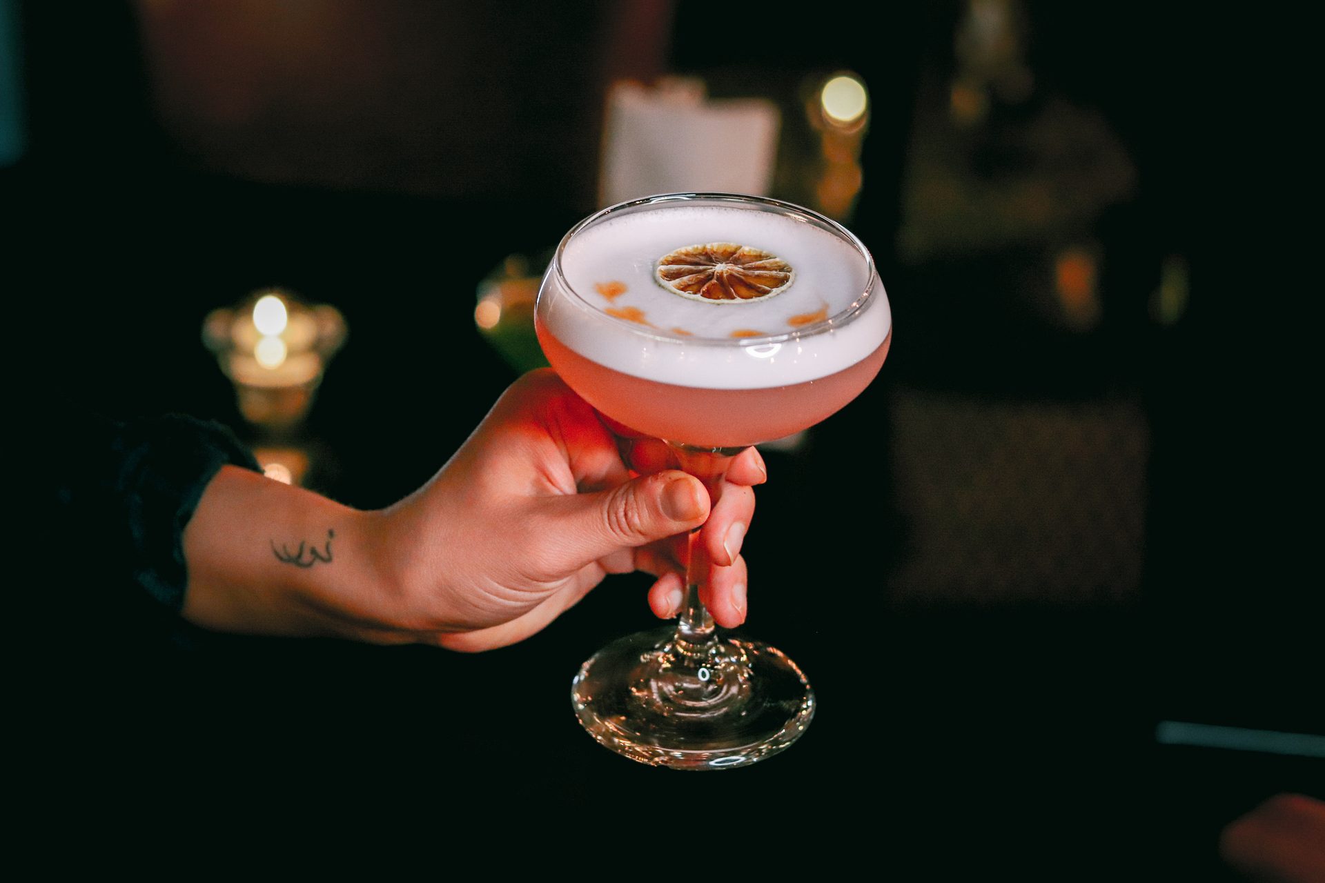 Alcoholic beverage, Drinkware, Drink, Cocktail, Barware