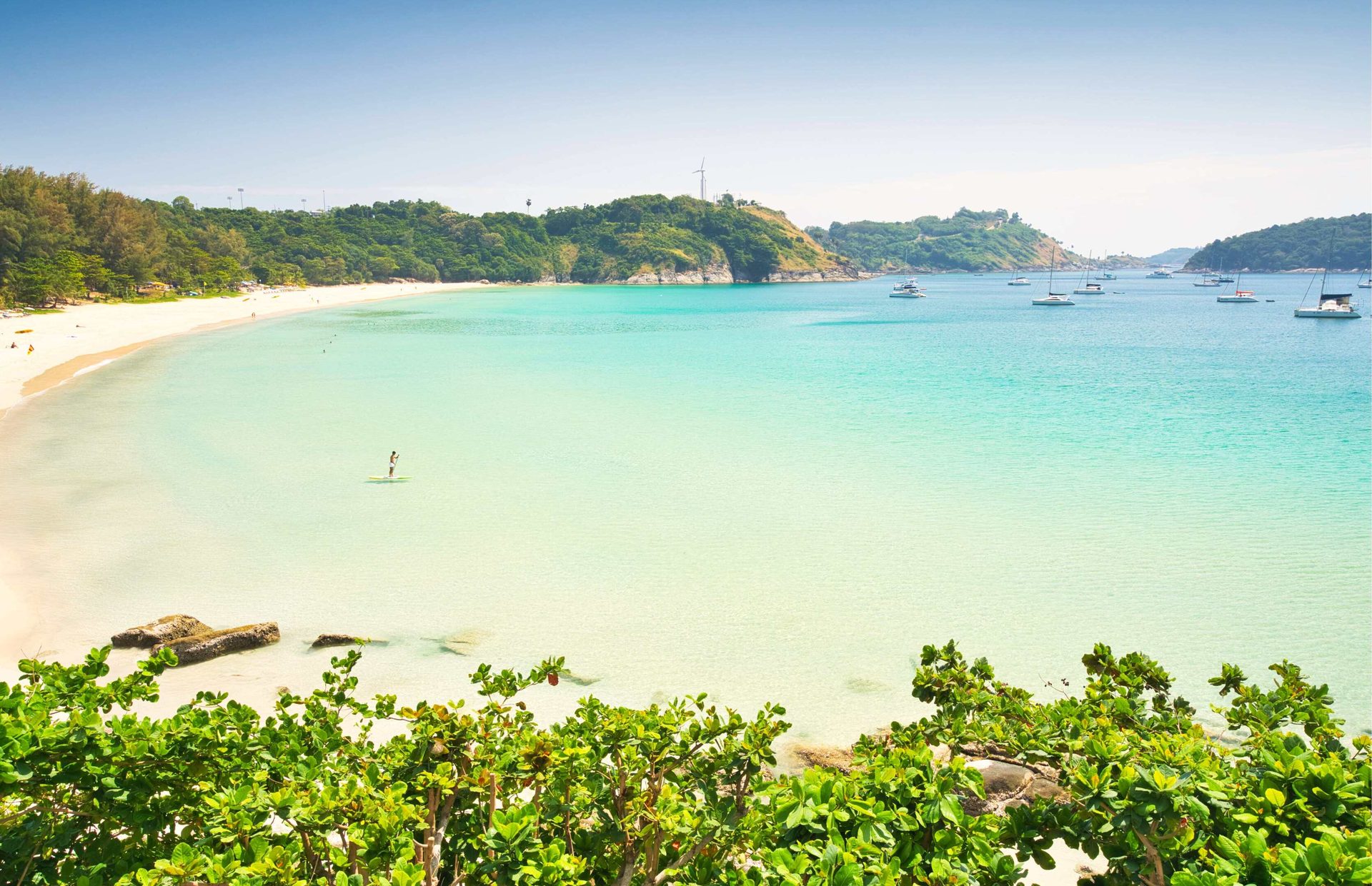Coastal and oceanic landforms, Body of water, Blue, Beach, Coast, Sea, Horizon, Summer, Shore