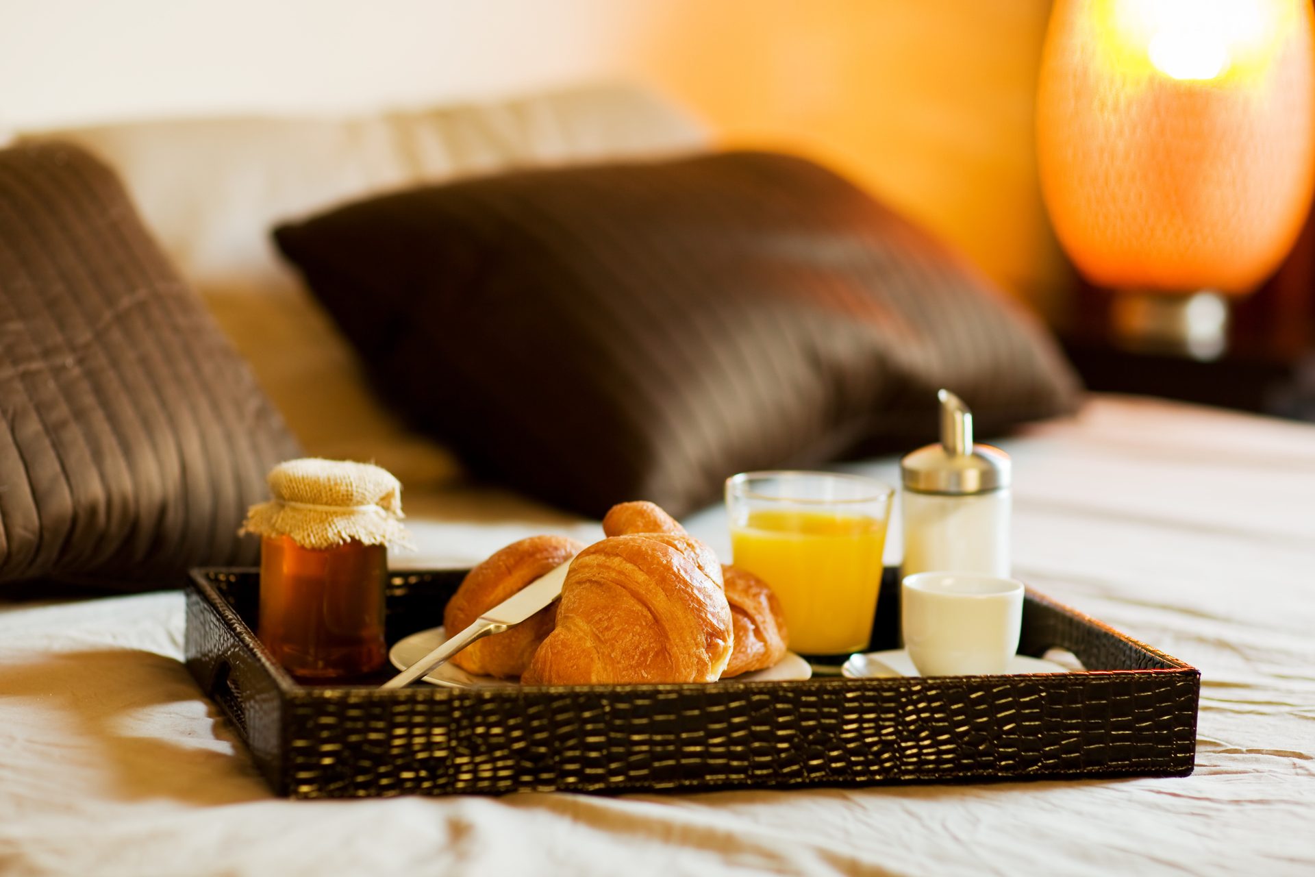 Food, Table, Orange, Wood, Comfort, Tableware, Ingredient