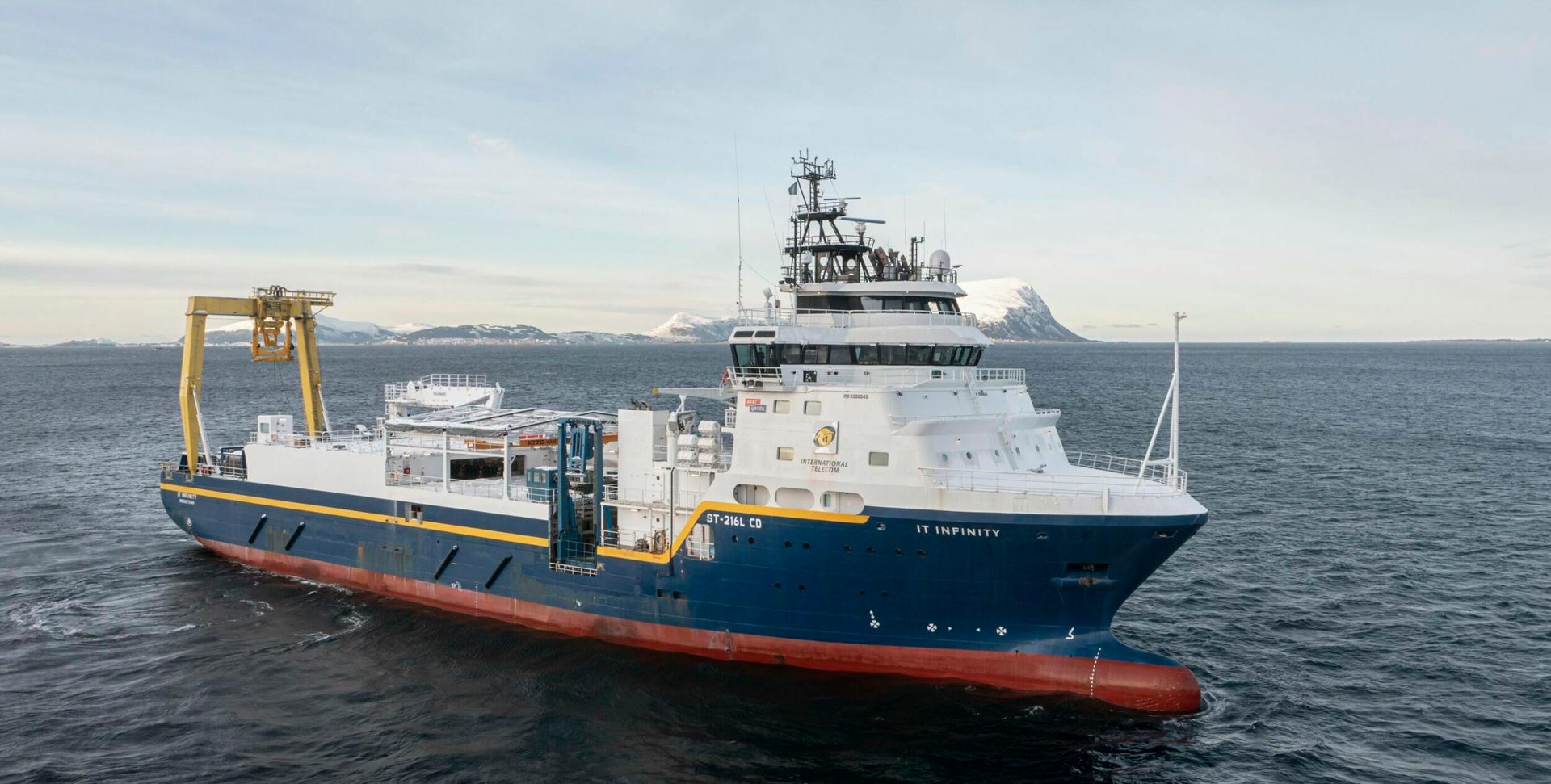 Anchor handling tug supply vessel, Freight transport, Naval architecture, Boat, Watercraft, Ship, Sea, Ocean, Machine