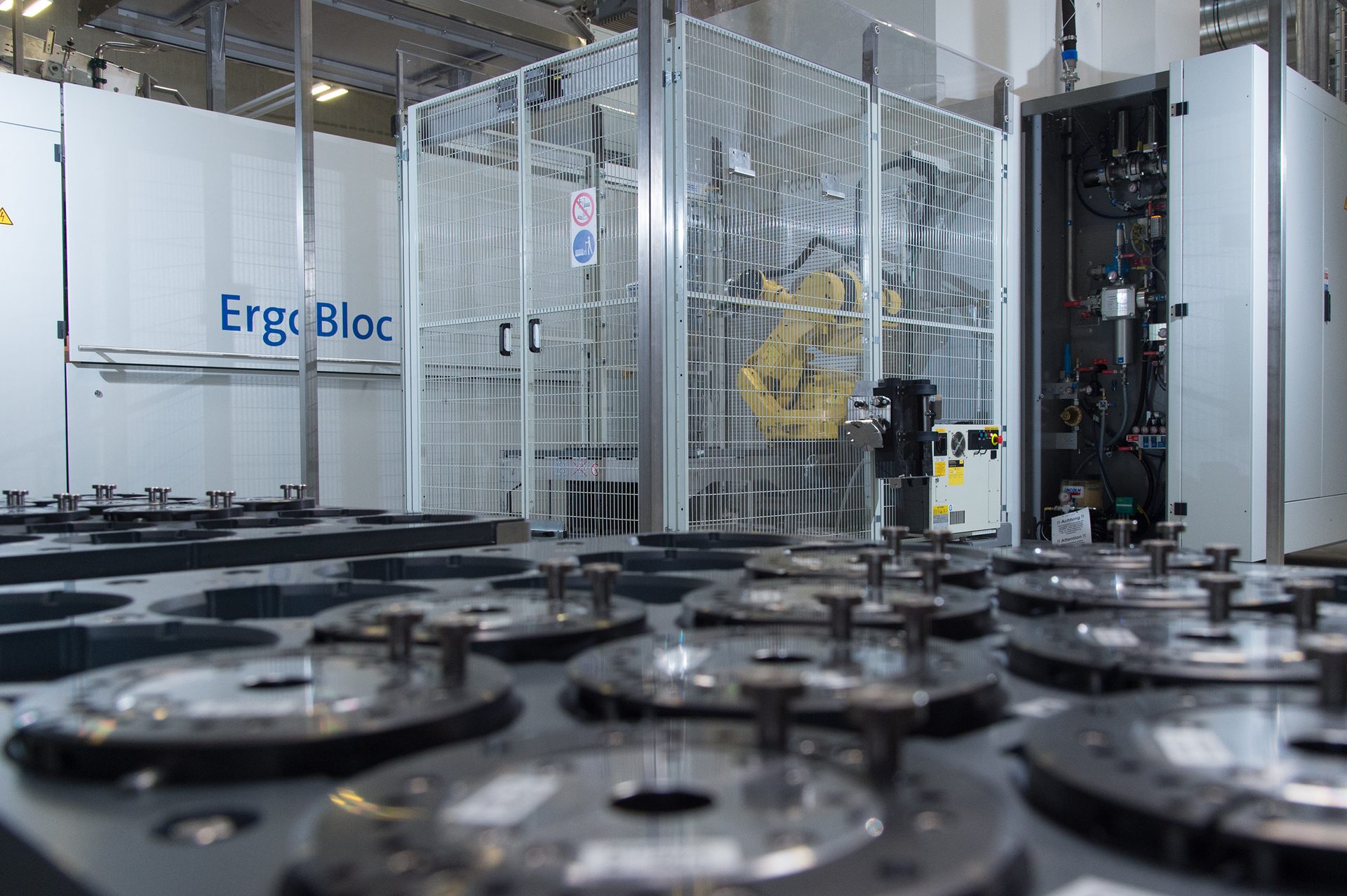 Automotive tire, Mass production, Light, Building