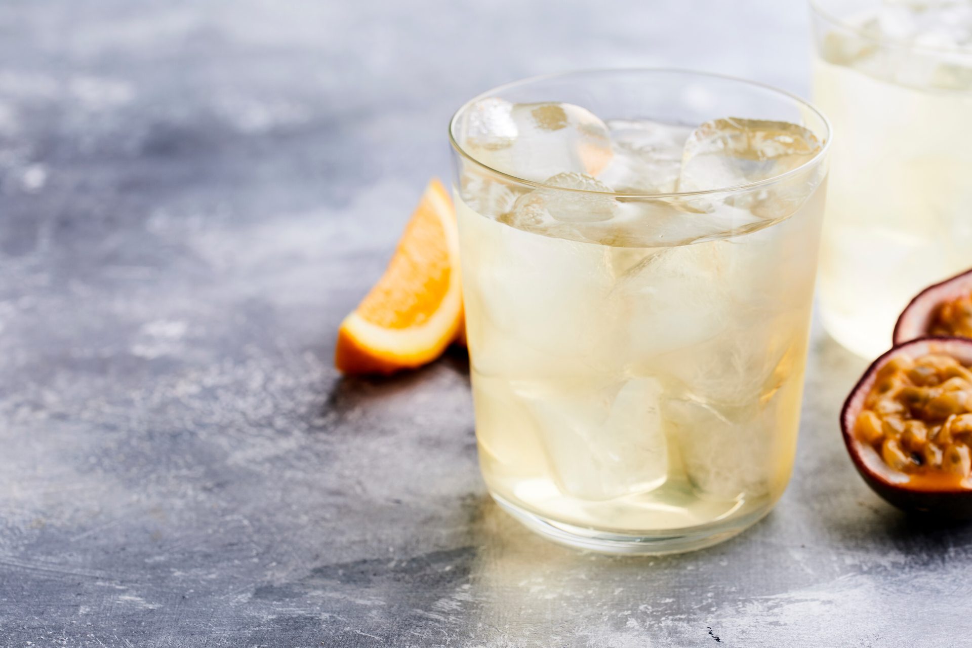 Water, Tableware, Liquid, Food, Ingredient, Fluid, Plant, Citrus, Drinkware, Cocktail