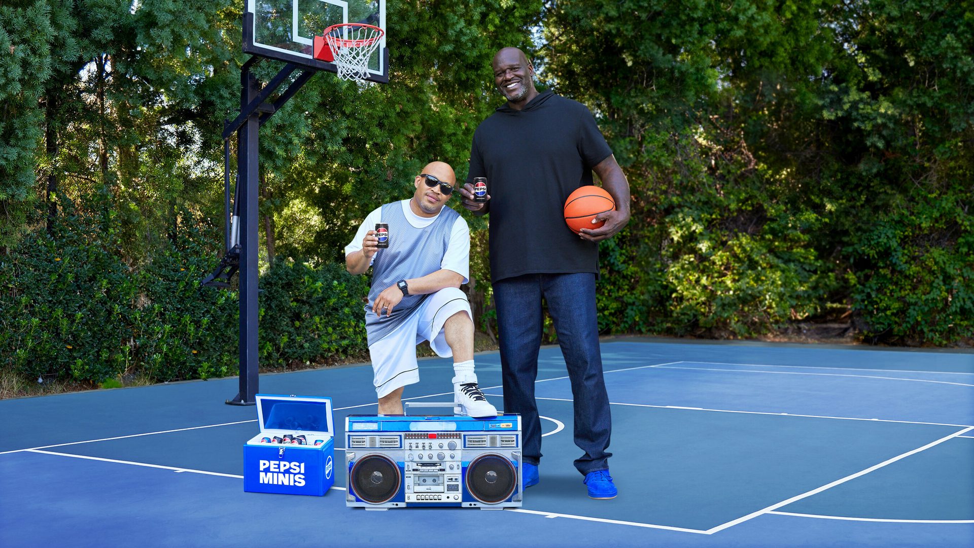 Sports equipment, Wheel, Basketball, Shorts, Streetball, Ball