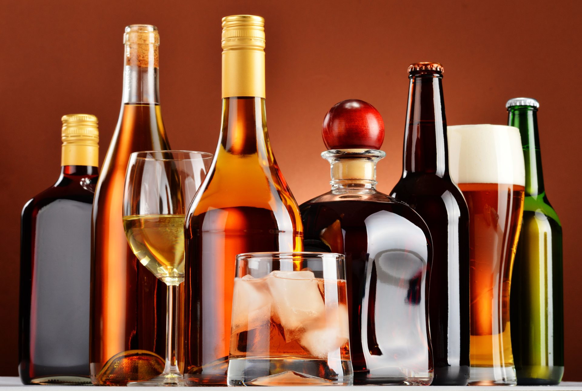 Glass bottle, Alcoholic beverage, Drinkware, Liquid, Ingredient, Fluid, Barware, Drink, Solution