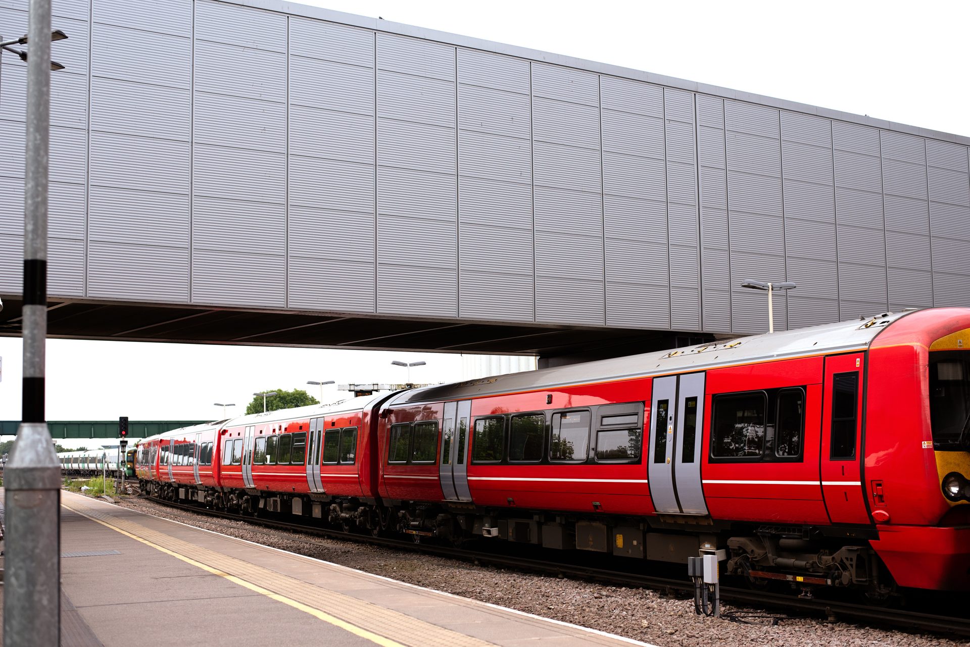 Mode of transport, Rolling stock, Train, Vehicle, Track, Electricity, Railway, Locomotive