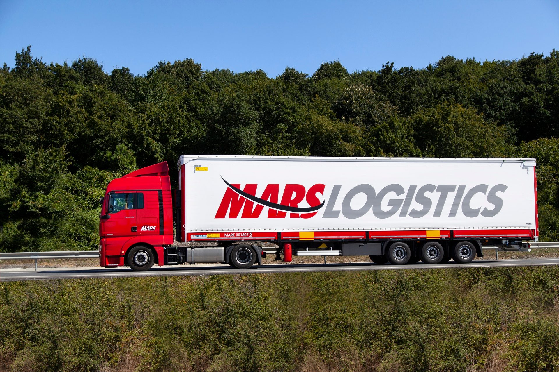 Mode of transport, Automotive Wheel System, Motor vehicle, Tire, Truck
