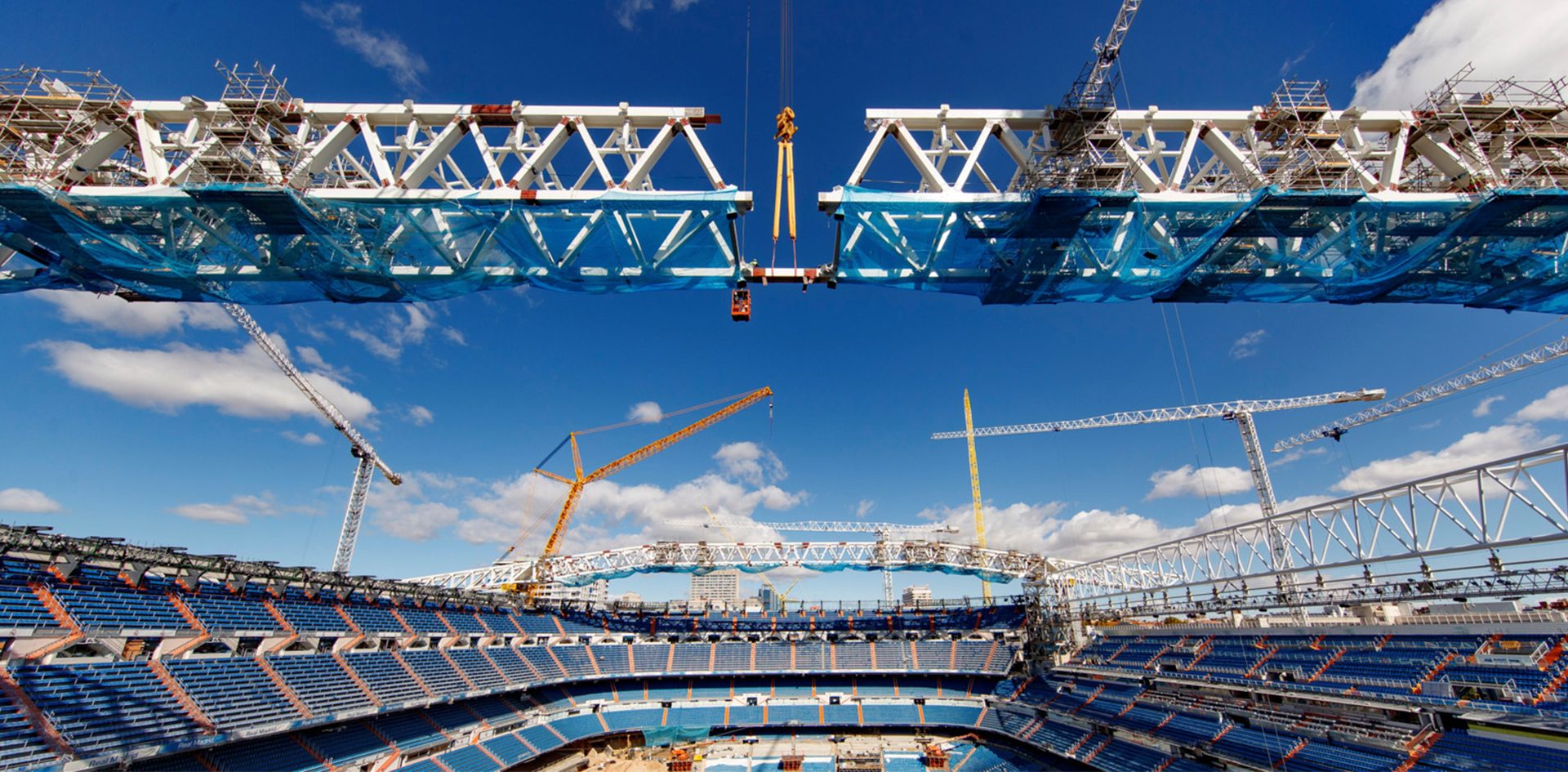 Blue, Stadium