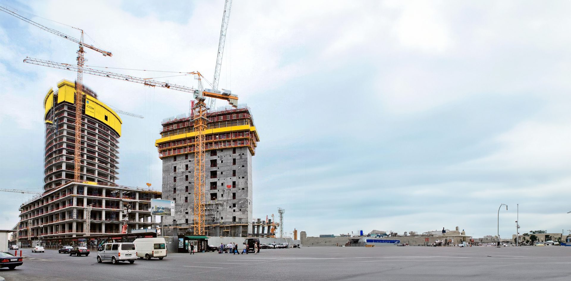 Cloud, Sky, Building, Tire, Vehicle, Wheel