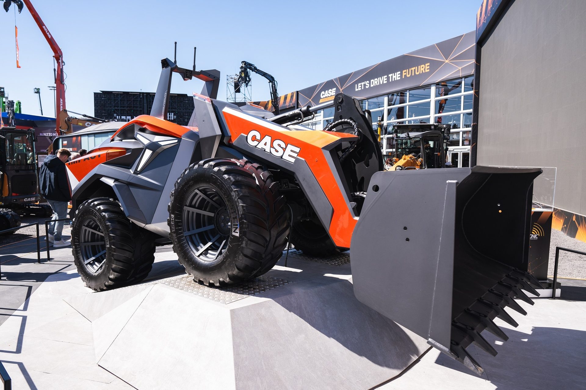 Automotive Wheel System, Motor vehicle, Heavy equipment, Synthetic rubber, Tire, Tread, Fender, Machine