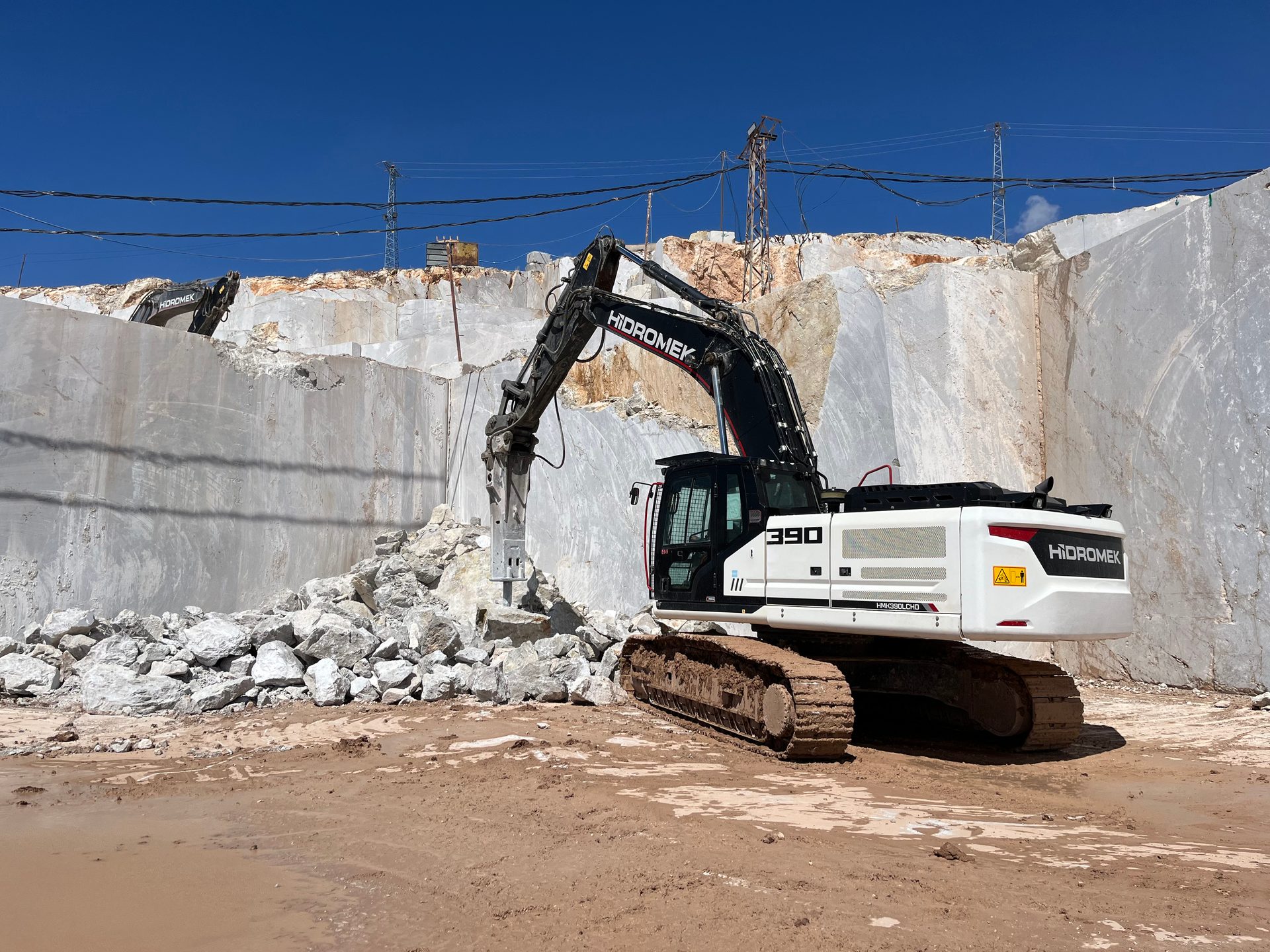 Heavy equipment, Machine