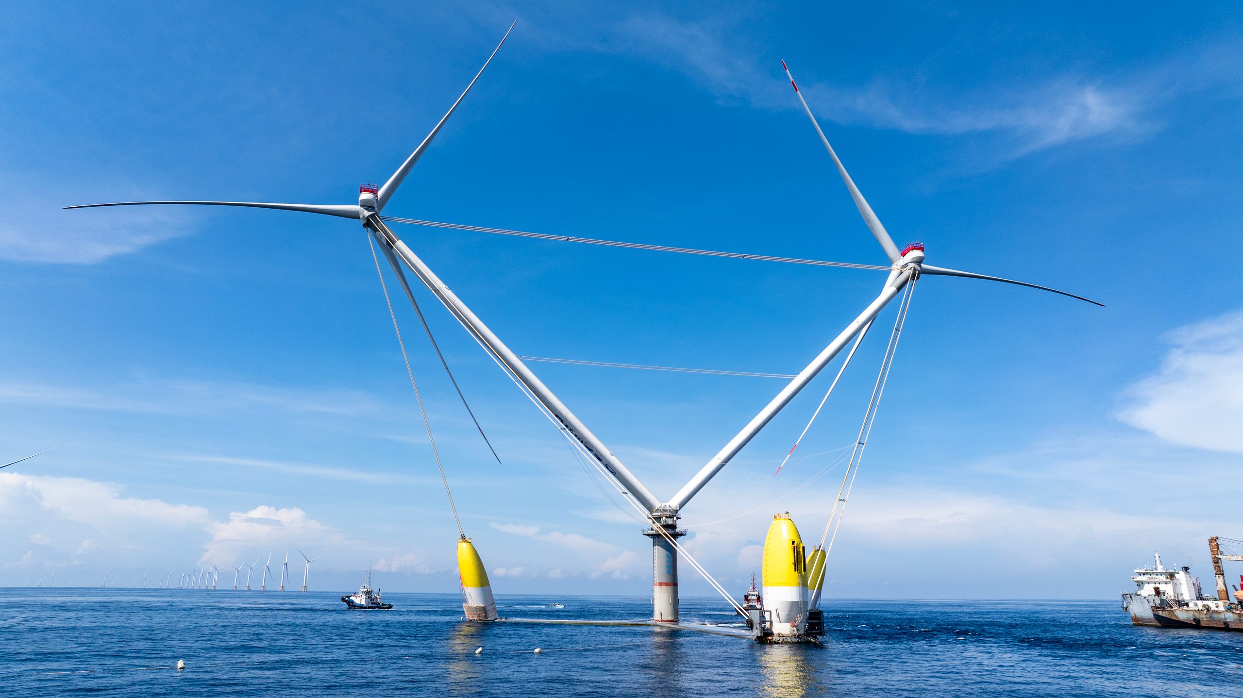 WIND AND  SEA × BRIEFING 8ZyerzuMjN_2iq34r.jpg