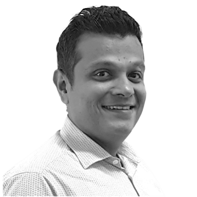 Dress shirt, Flash photography, Hair, Forehead, Smile, Eyebrow, Jaw, Sleeve, Happy