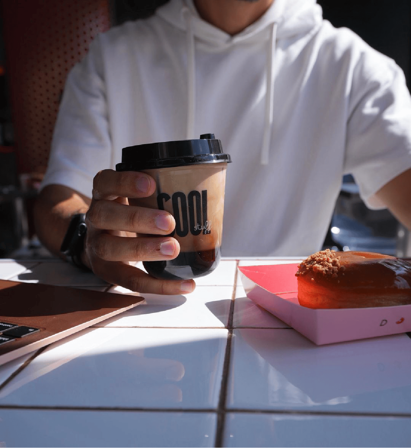 Coffee cup, Food, Tableware, Table, Drinkware, Finger, Recipe