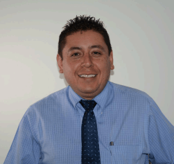 Facial expression, Dress shirt, Formal wear, White-collar worker, Forehead, Collar, Smile, Tooth, Happiness