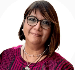 Vision Care, Facial expression, Black hair, Eyewear, Head, Glasses, Mouth, Smile, Eye, Jewellery