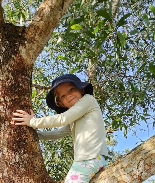 People in nature, Smile, Botany, Leaf, Plant, Hat, Branch, Tree, Happy