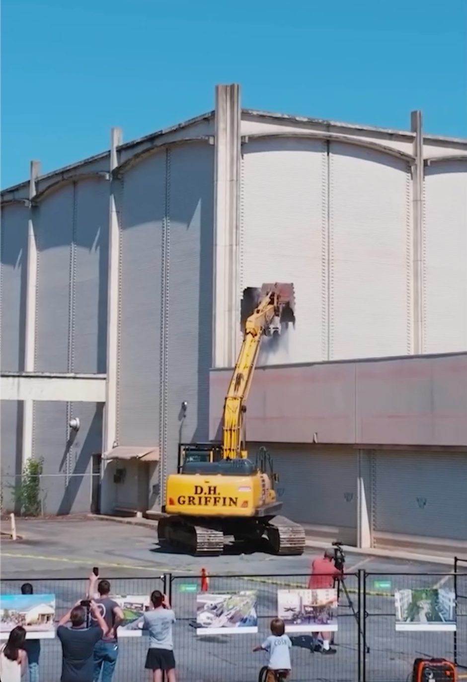 Heavy equipment