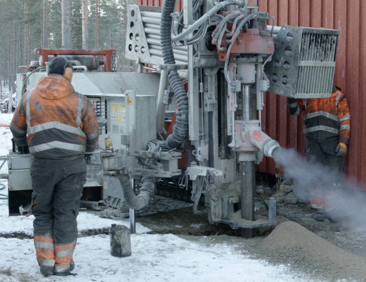 Vehicle, Snow, Asphalt