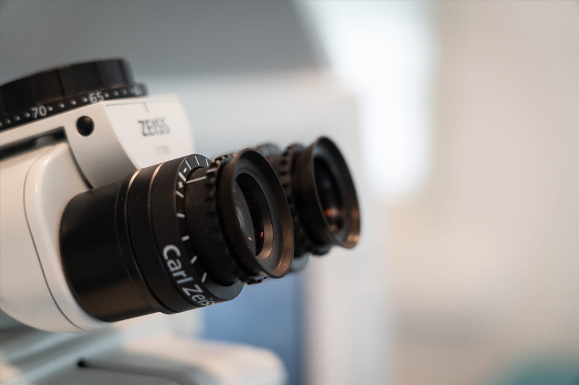 Mirrorless interchangeable-lens camera, Digital SLR, Flash photography
