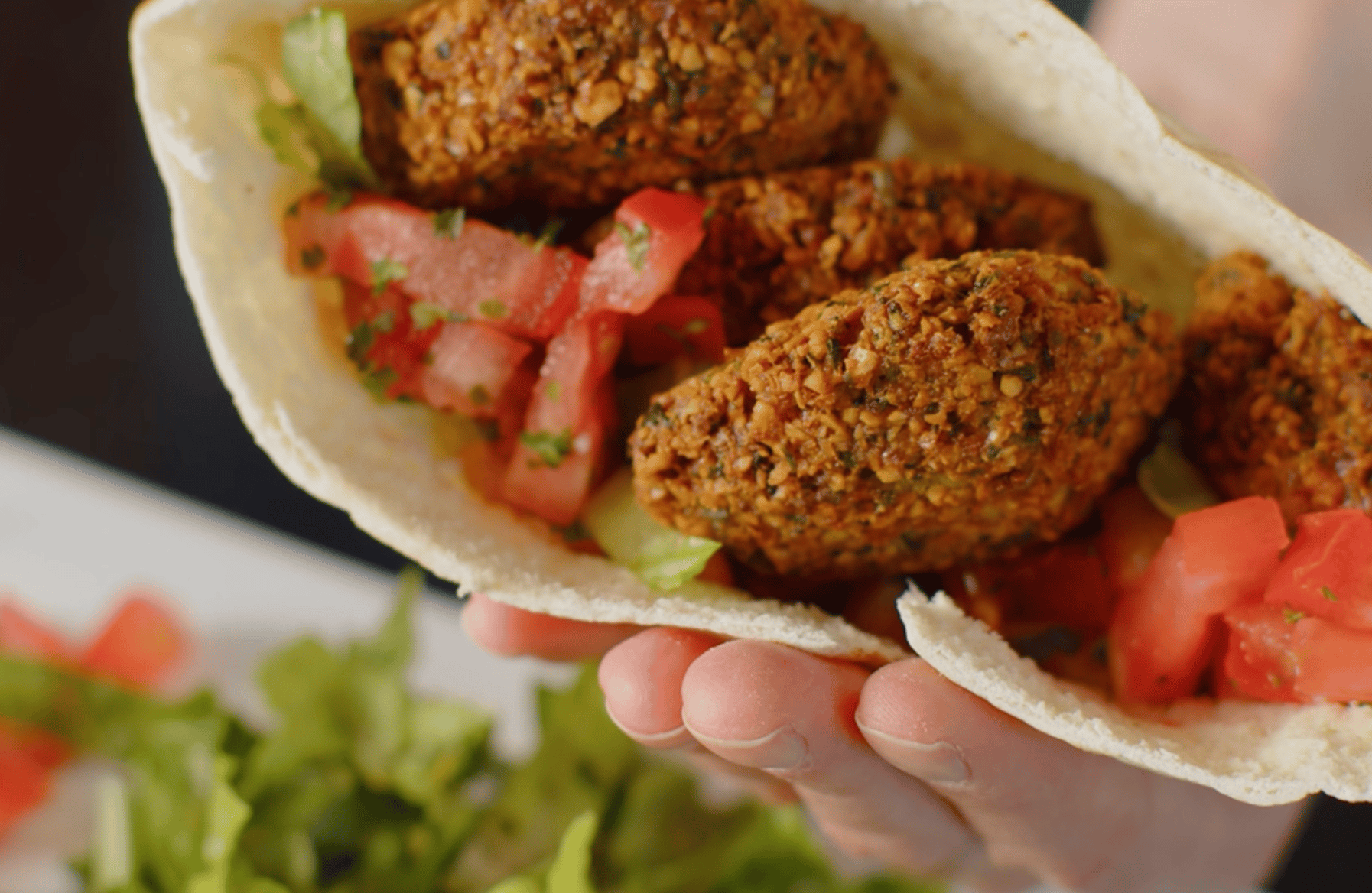 Staple food, Baked goods, Tableware, Ingredient, Recipe, Cutlet, Cuisine, Dish