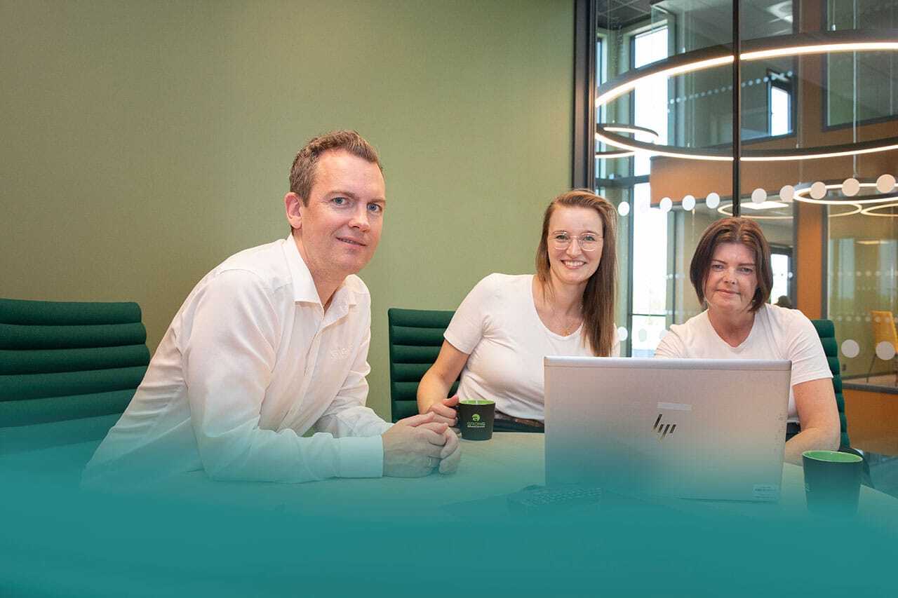 Personal computer, Facial expression, Smile, Laptop, Azure, Happy