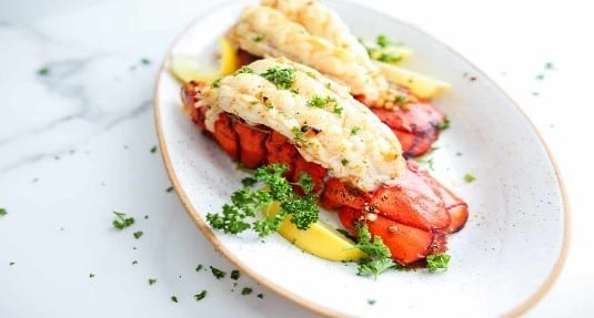 Leaf vegetable, Fines herbes, Food, Ingredient, Recipe, Dishware, Tableware, Plate, Cuisine