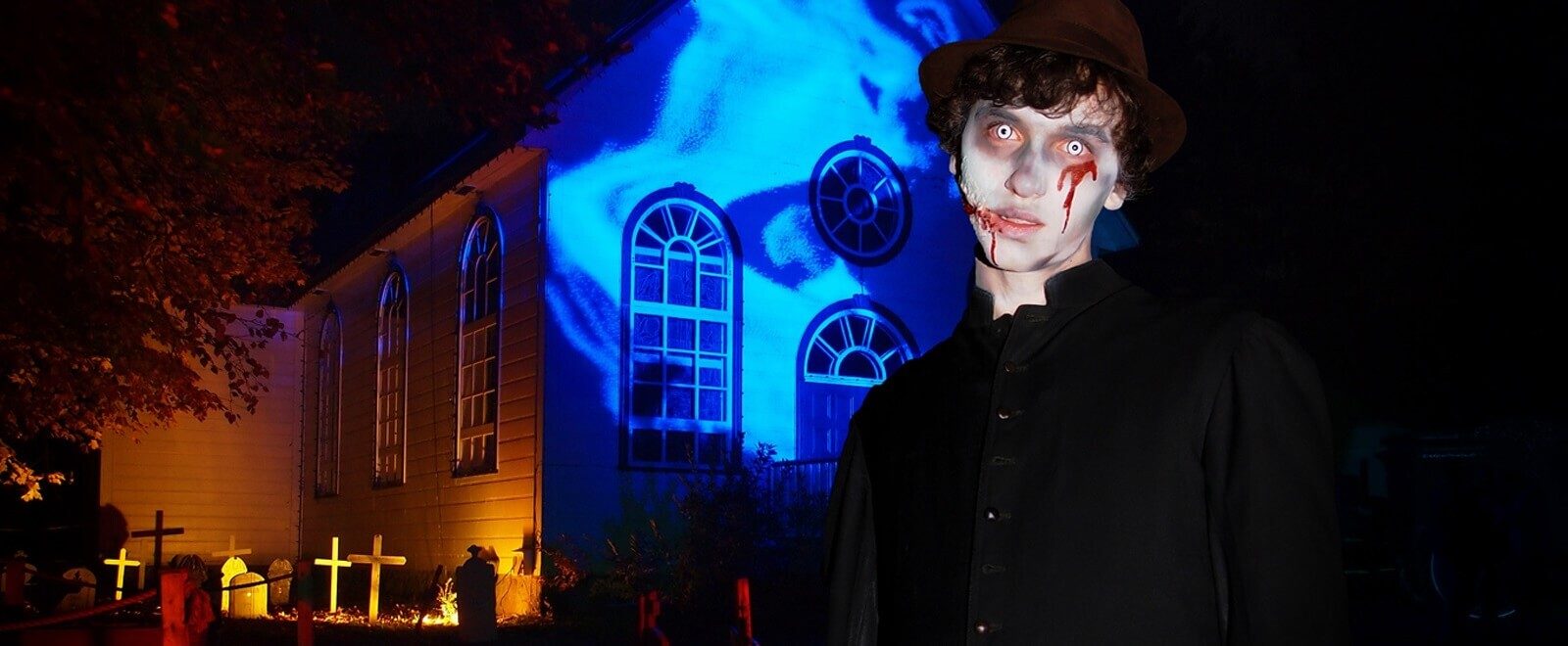 Flash photography, Performing arts, Sun hat, Window, Purple, Plant, Fedora, Entertainment, Building