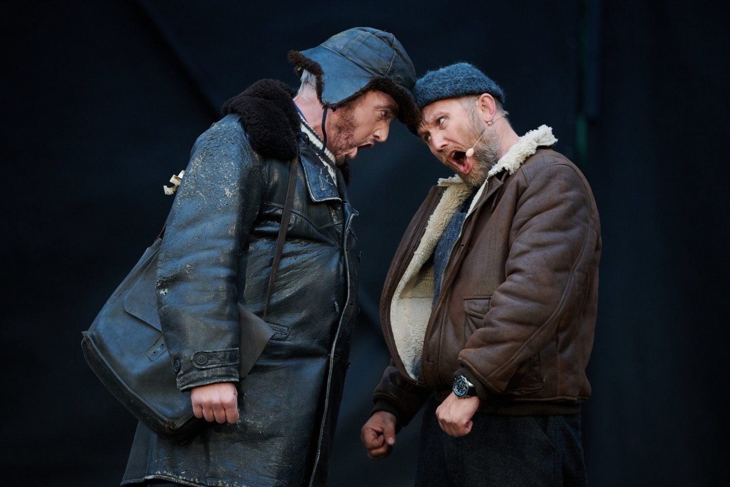Flash photography, Baseball cap, Sleeve, Gesture, Collar, Entertainment