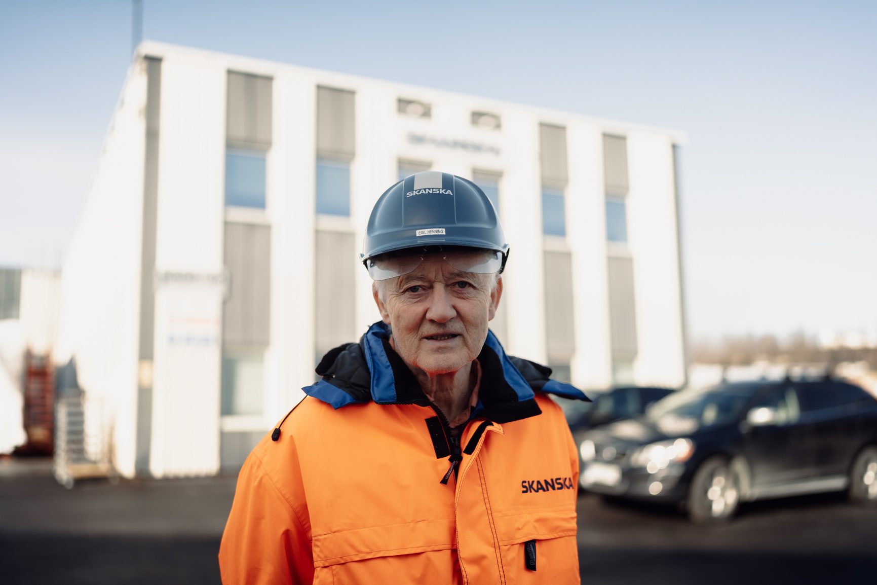 High-visibility clothing, Sleeve, Collar, Workwear, Smile