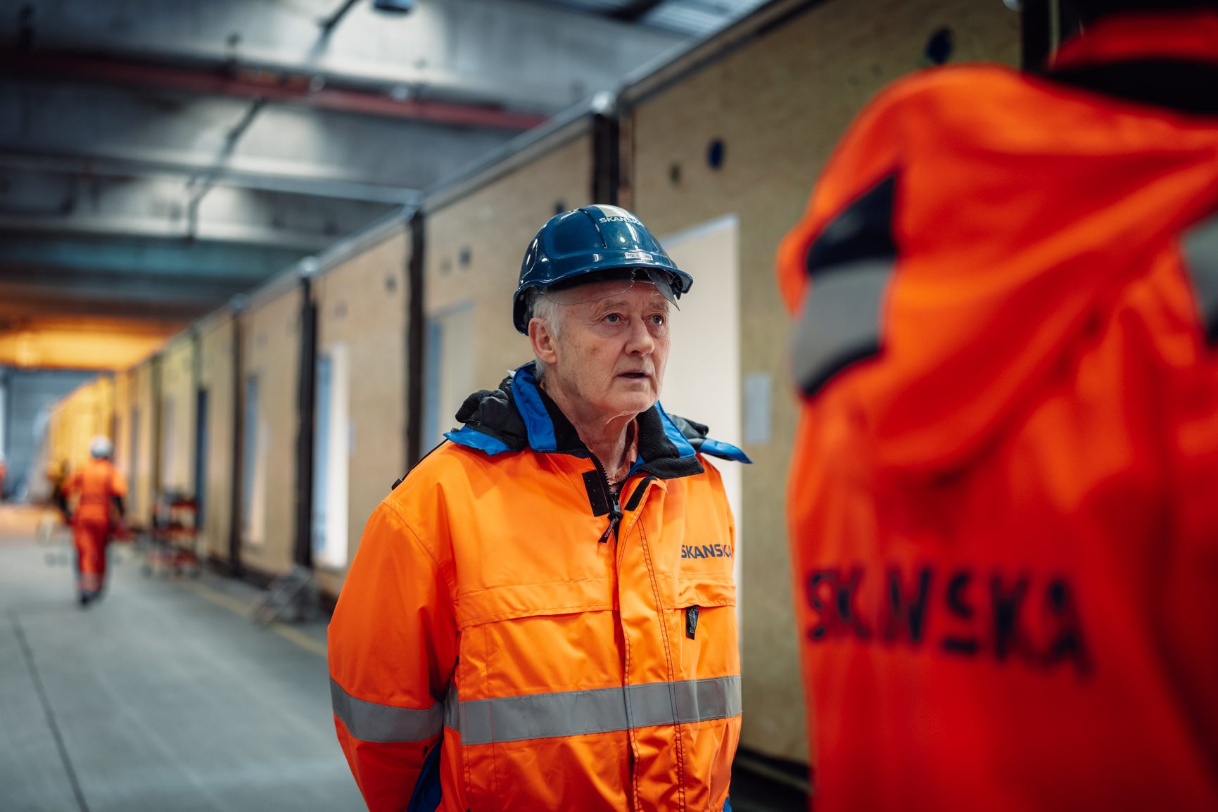 Personal protective equipment, High-visibility clothing, Blue-collar worker, Hard hat, Workwear, Jacket, Outerwear, Engineer, Uniform