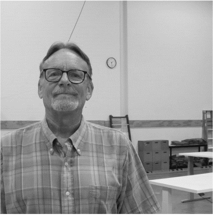 Vision care, Dress shirt, Glasses, Black-and-white, Collar, Beard, Eyewear