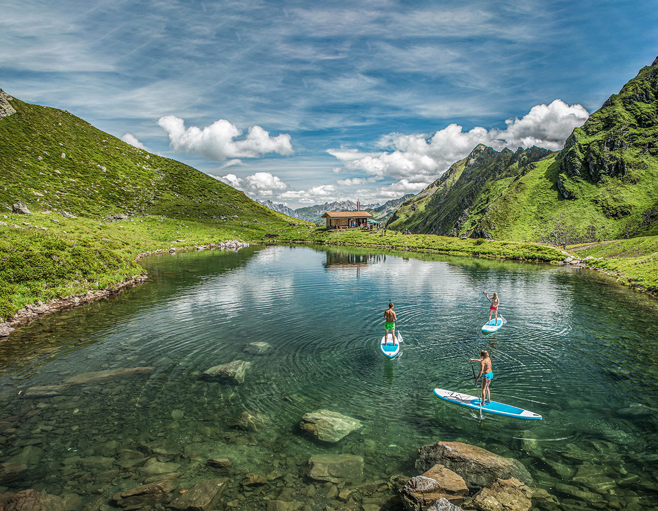 Fluvial landforms of streams, Water resources, Natural landscape, Cloud, Sky, Mountain, Lake, Highland, Watercourse