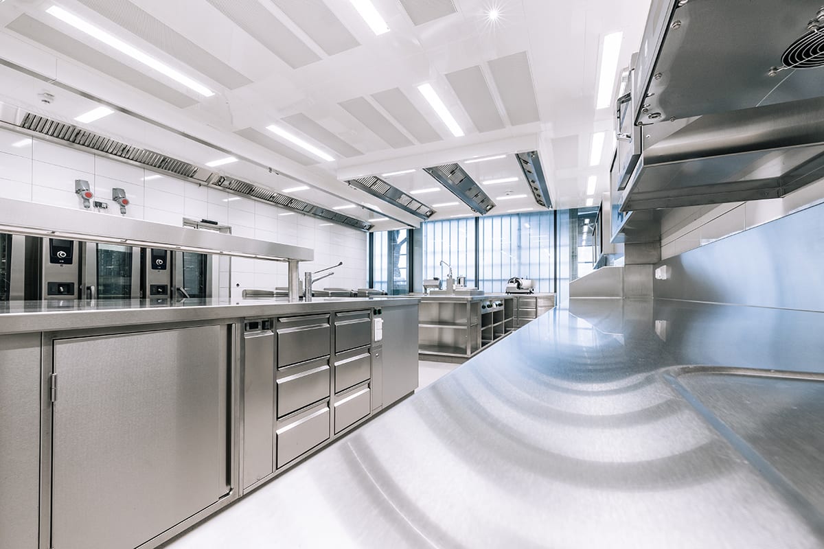 Interior design, Composite material, Ceiling, Lighting, Kitchen, Glass, Countertop, Metal, Aluminium