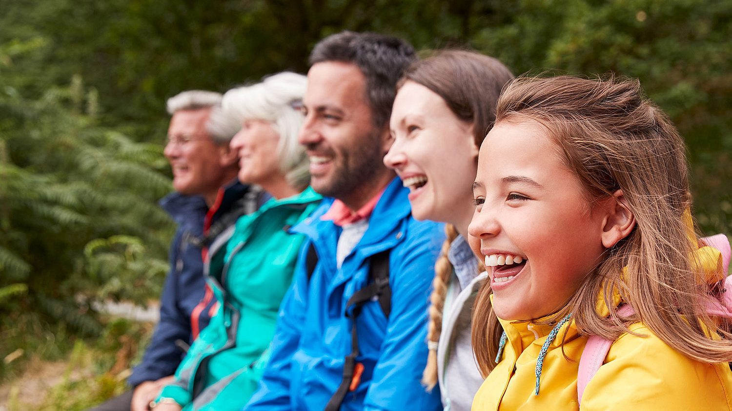People in nature, Happiness, Sleeve, Smile, Jacket, Recreation, Leisure, Fun, Friendship