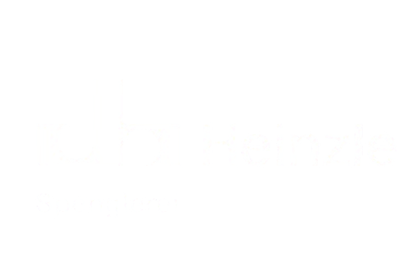 White "Heinzle Spenglerei" text with an abstract interlocking logo icon on a dark green background.