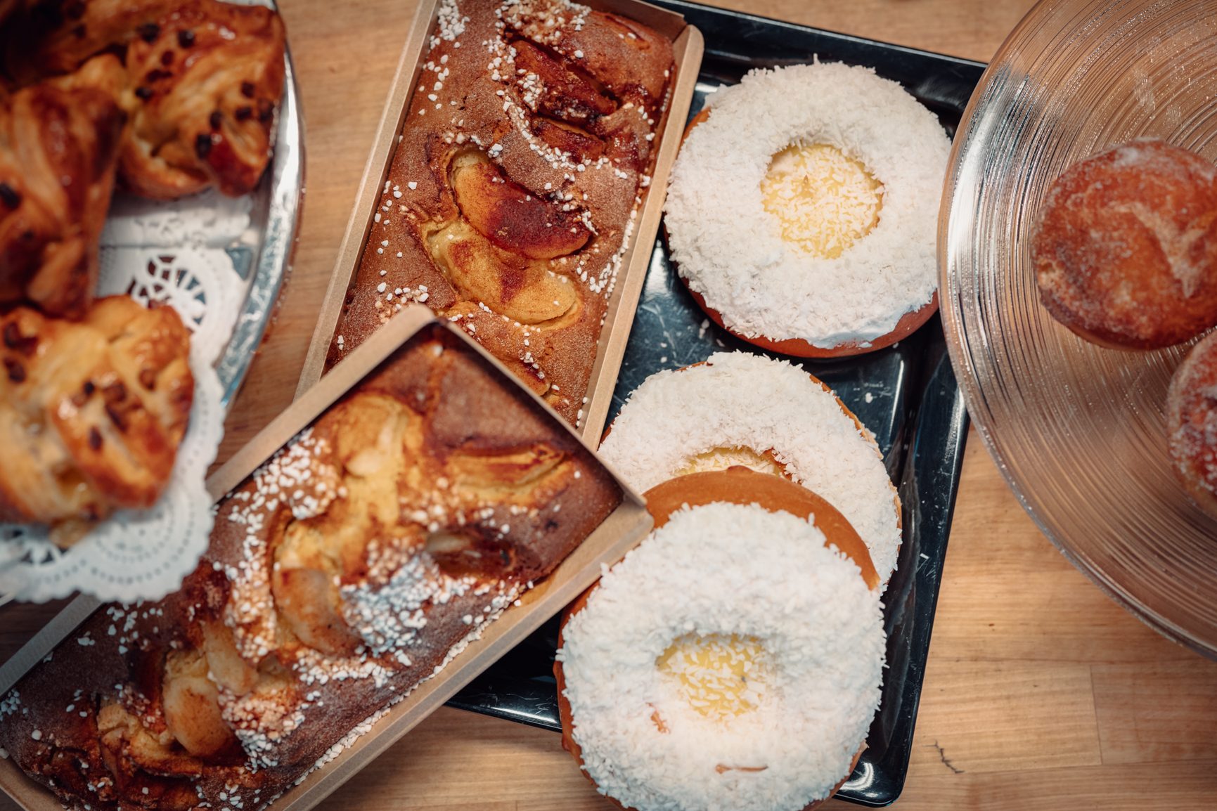 Finger food, Ingredient, Tableware, Dessert, Baking, Breakfast, Recipe